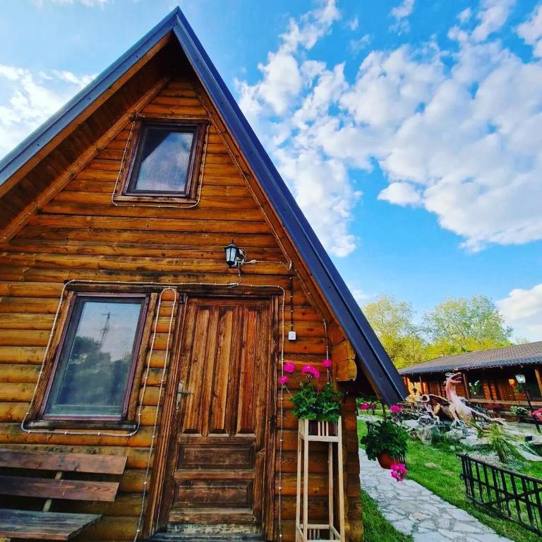 Bungalovi Drevna — Hotel in Novi Sad