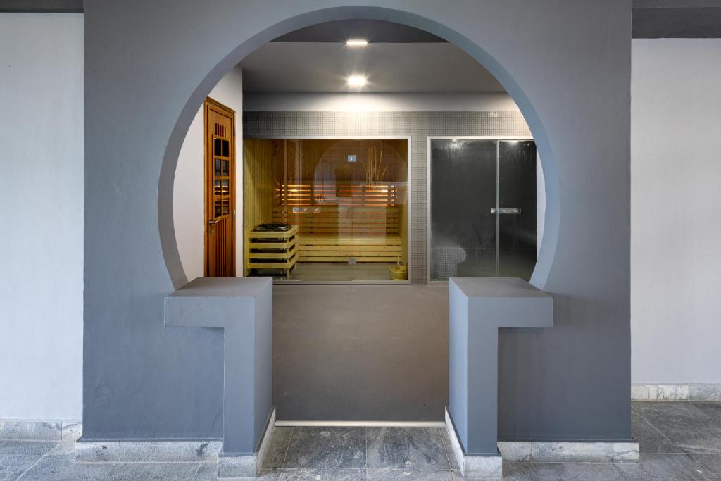 Steamroom