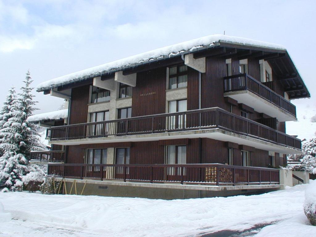 Appartement à Megève, 3 chambres, proche centre, piscine, tennis, cheminée, parking, classé 3 étoiles - FR-1-453-139 - 2