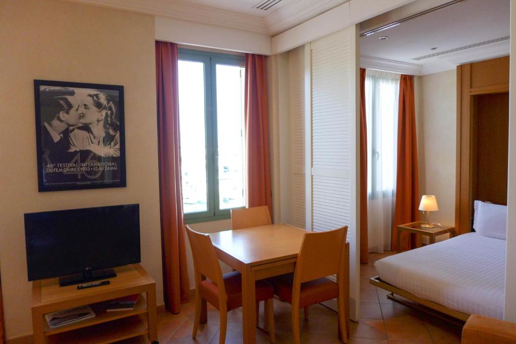 Residences Cresci photo