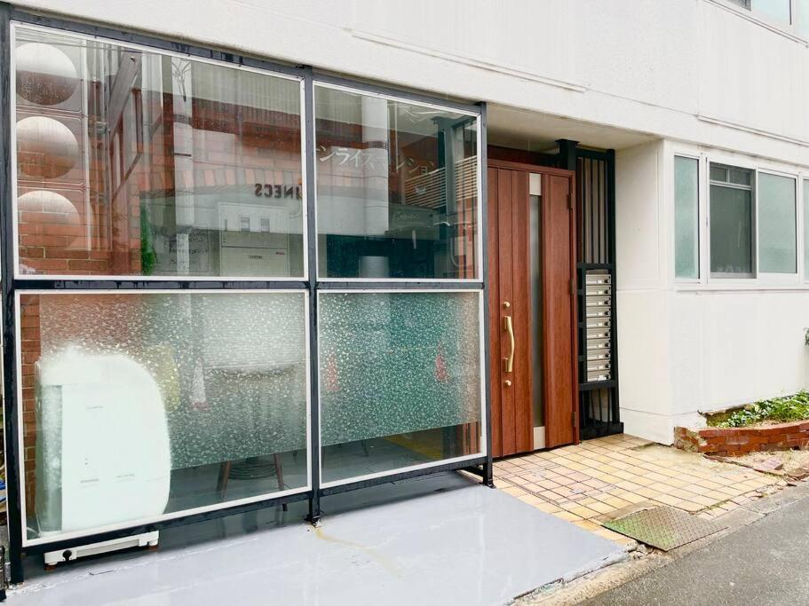 SUNRISE APT ワンちゃんといっしょにご宿泊可能 新大阪駅から徒歩5分観光都市へのアクセス抜群Simply Guest Room Shin-Osaka