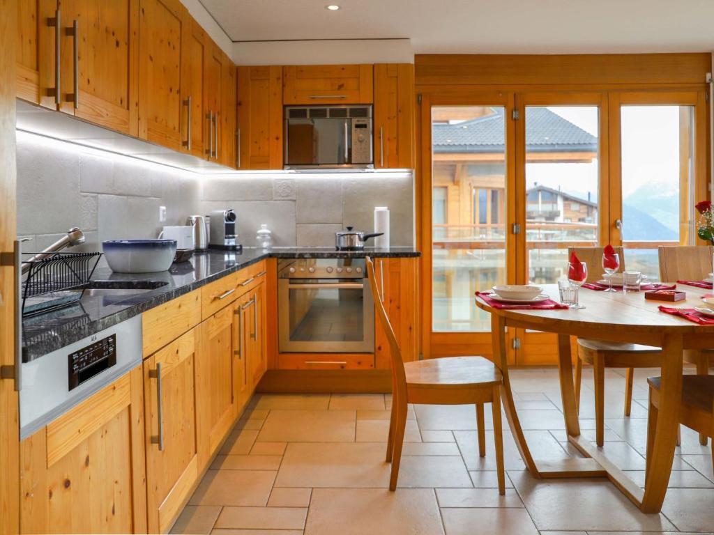 Apartment Domaine des Reines C10 by Interhome - 5