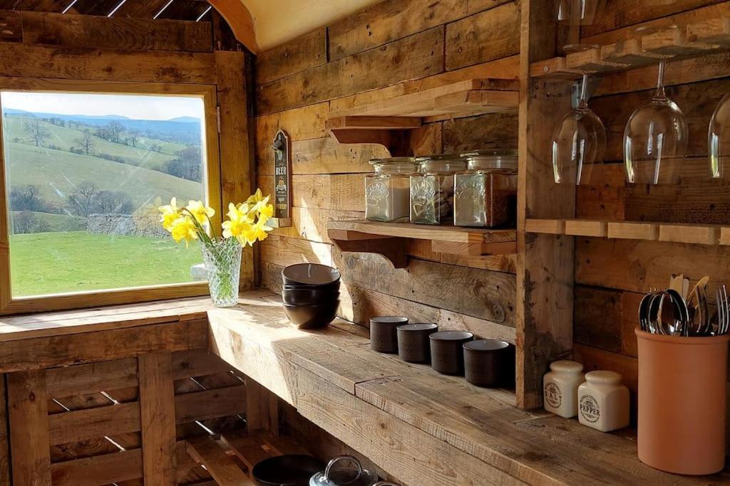 Little Middop Farm Camping Pods, Gisburn photo 6