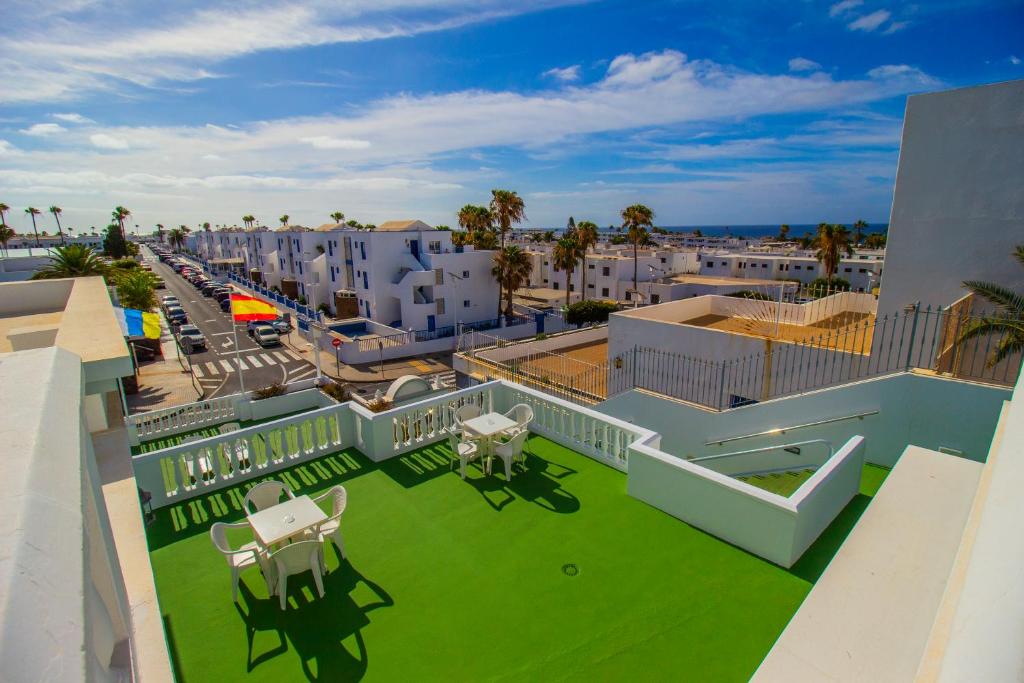 Apartamentos Corona Mar - 3