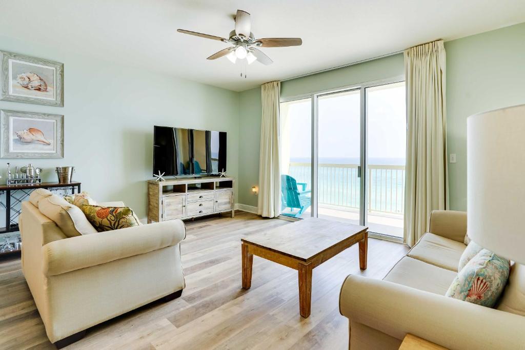 Beachfront PCB Condo with Ocean View and Pool Access!, Panama City Beach