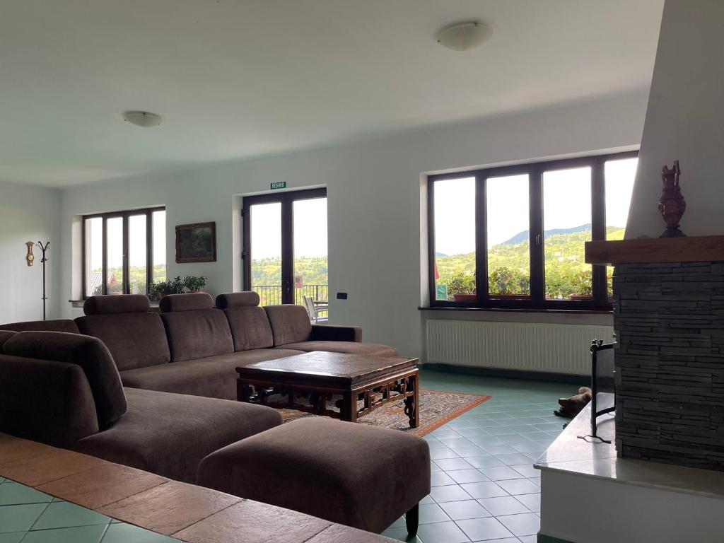 Pensiunea La Maison photo