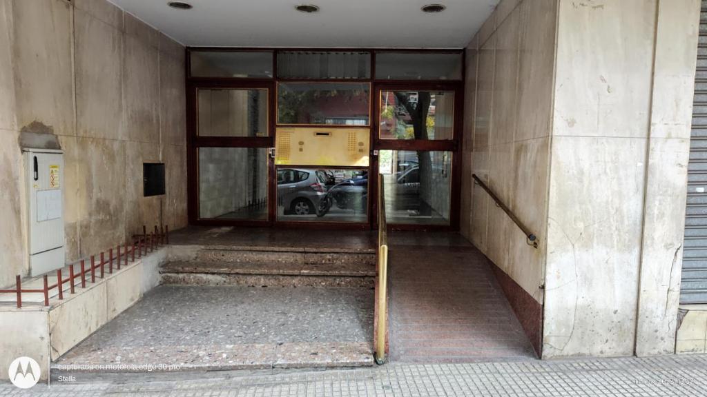 Dpto. en Almagro, frente al Hospital Italiano - 5