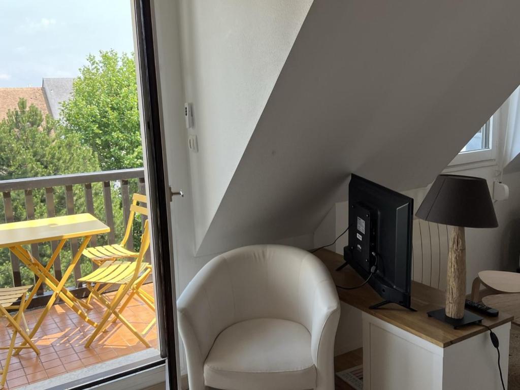 Accès direct plage, T3 mezzanine, 4 pers, balcon, parking, proche thalasso à Cabourg - FR-1-487-357 - 3
