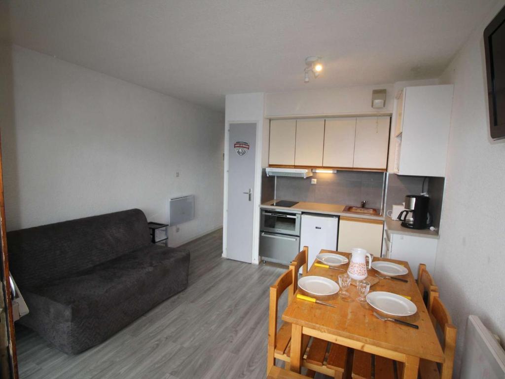 Studio cabine fermée 4 pers au pied des pistes avec parking - Auris en Oisans - FR-1-297-334 - 1