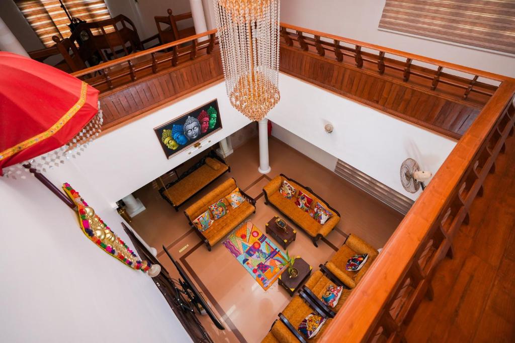 Parudeesa - Heavenly- Luxurious Palace look-Near CBD - Kerala - India with Breakfast, Kāladi