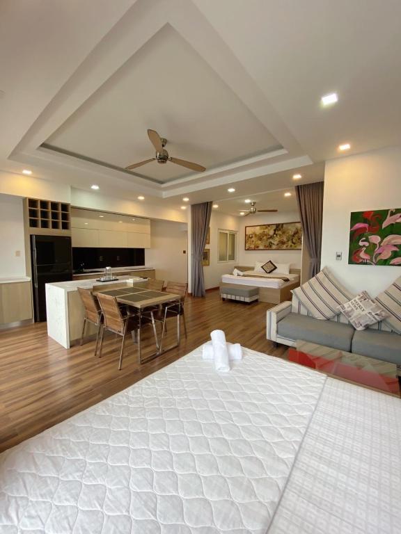 Sunrise Ocean View Apartment