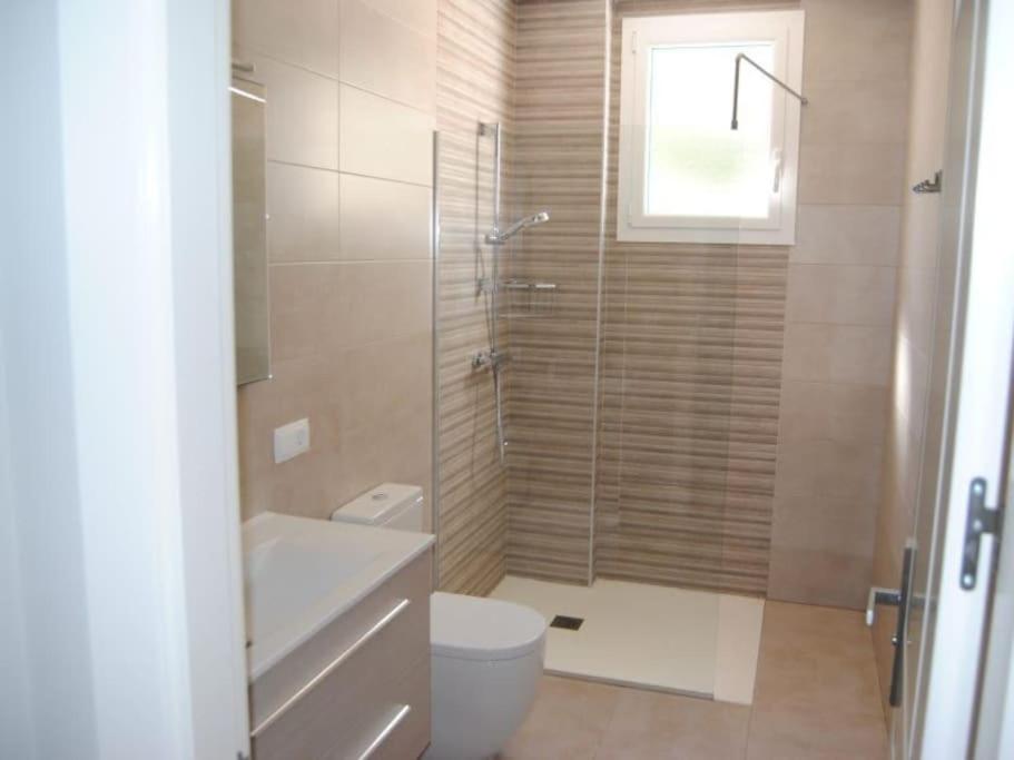 Luxurious, modern six bedroom villa in Denia - 3