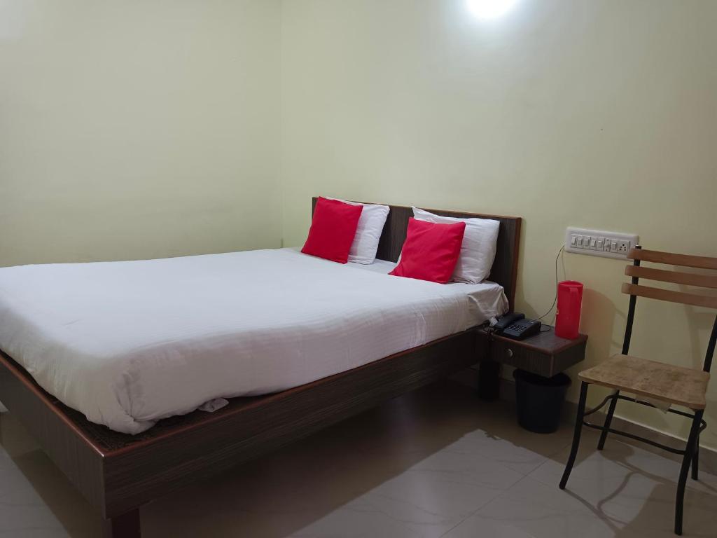 OYO 22499 Vishnu Residency photo