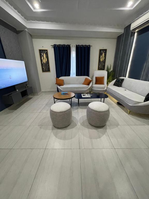 Gulberg Luxury Apartments photo