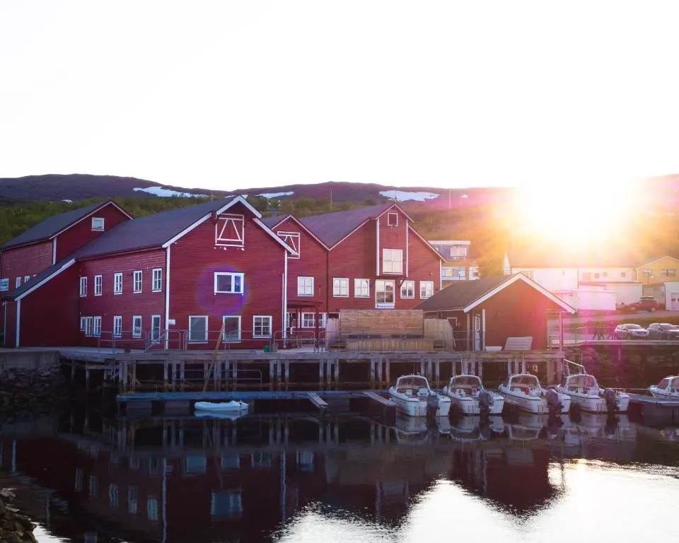 Båtsfjord Brygge - Arctic Resort, hotel in Båtsfjord