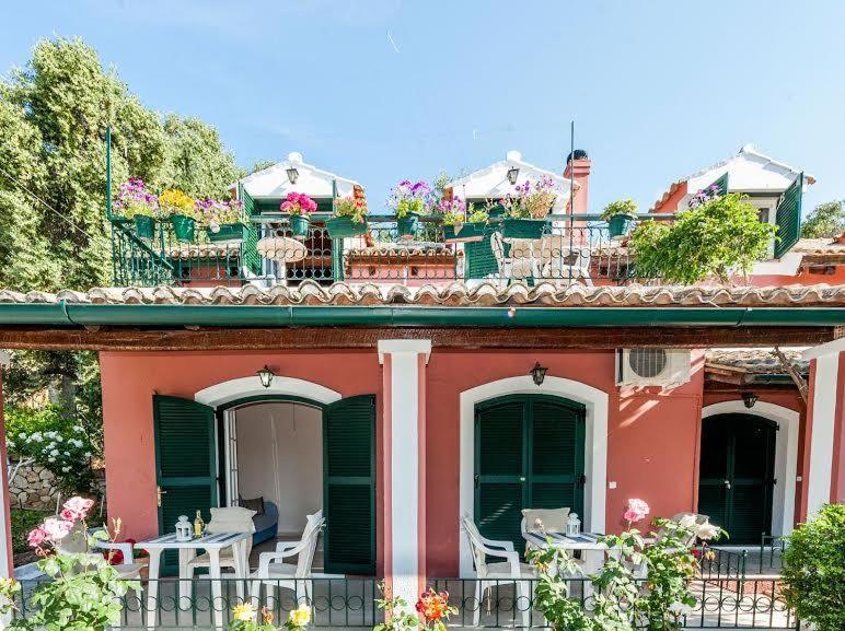 Pieros Studio Tsimis — Hotel in Corfu Island