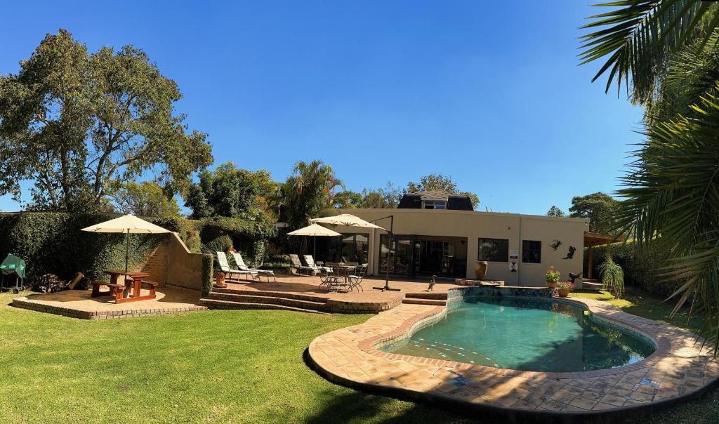 Malcolm Lodge, Kingsmead