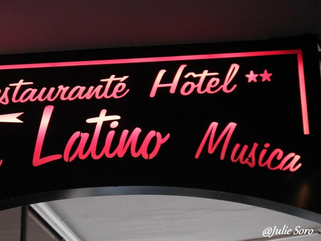 Hôtel Latino Reims Centre - 4