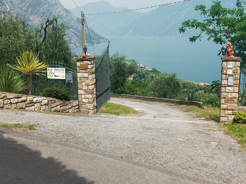 Bed &amp; Breakfast Preone CIR 17089BEB01 — Hotel in Limone sul Garda
