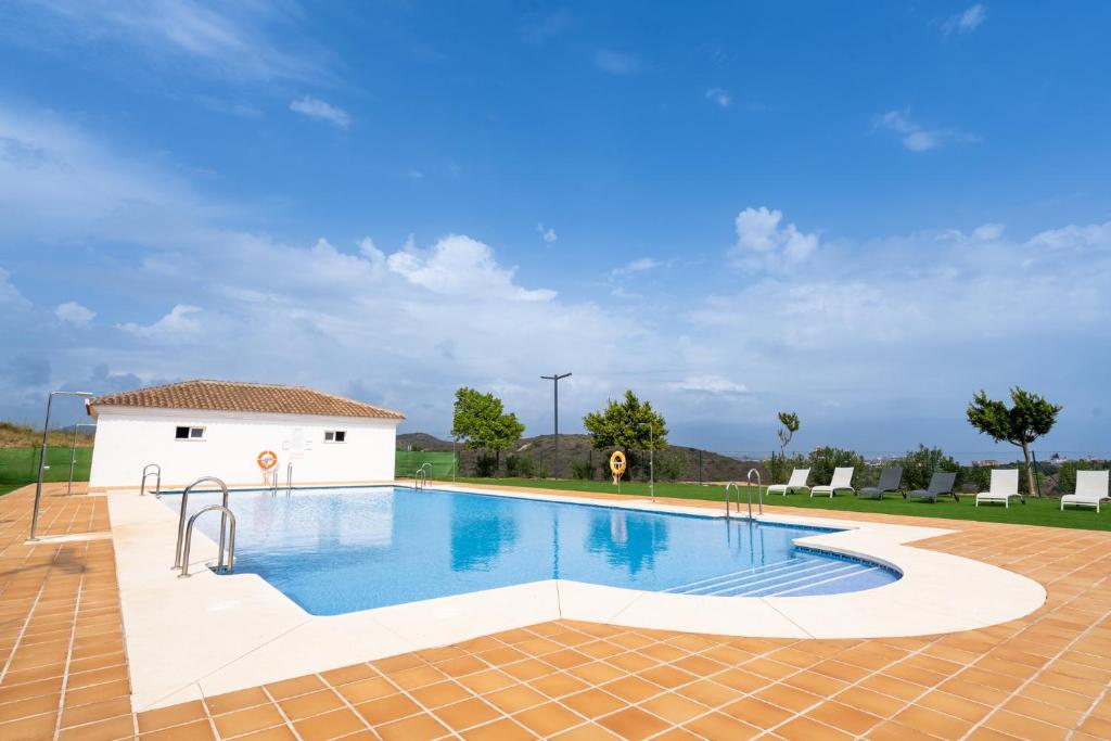 13 Modern apt for 6 guest with shared pool in Manilva Andalucia - 4