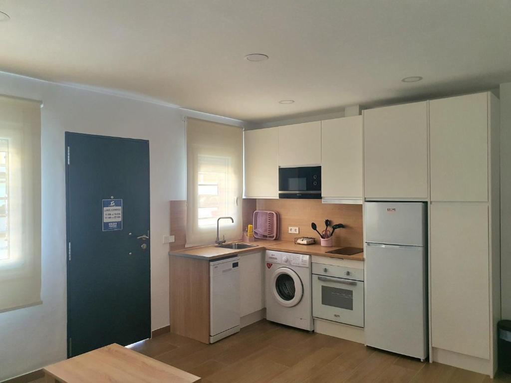 Apartamento nuevo en planta Baja A con piscina y solarium - 5