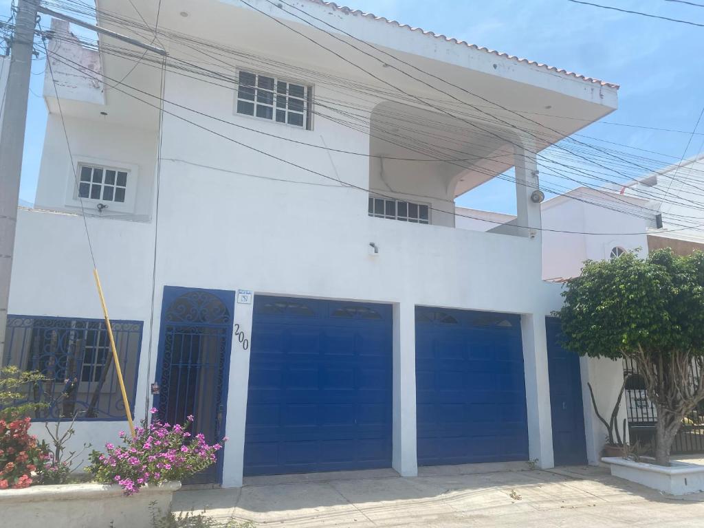Playa Azul, Mazatlán