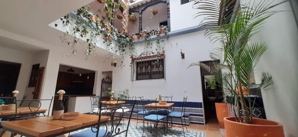 Villa del Prado - 5