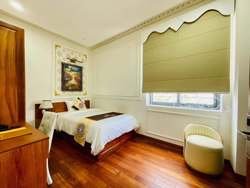 NEW PALACE HOTEL NEW PALACE HOTEL