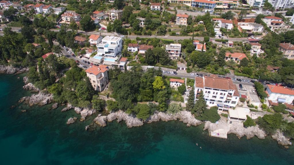 Apartments Punta Kolova photo