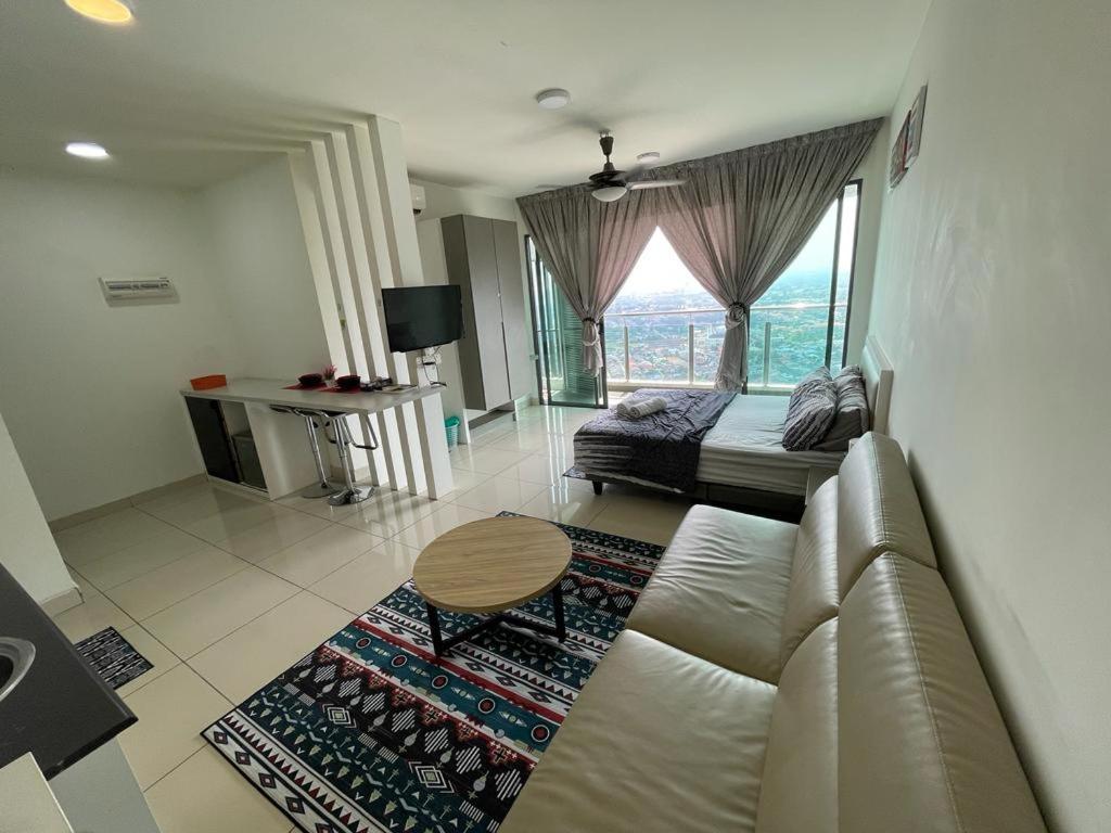 Manis Evo Bangi Soho - Netflix & wifi, Bangi