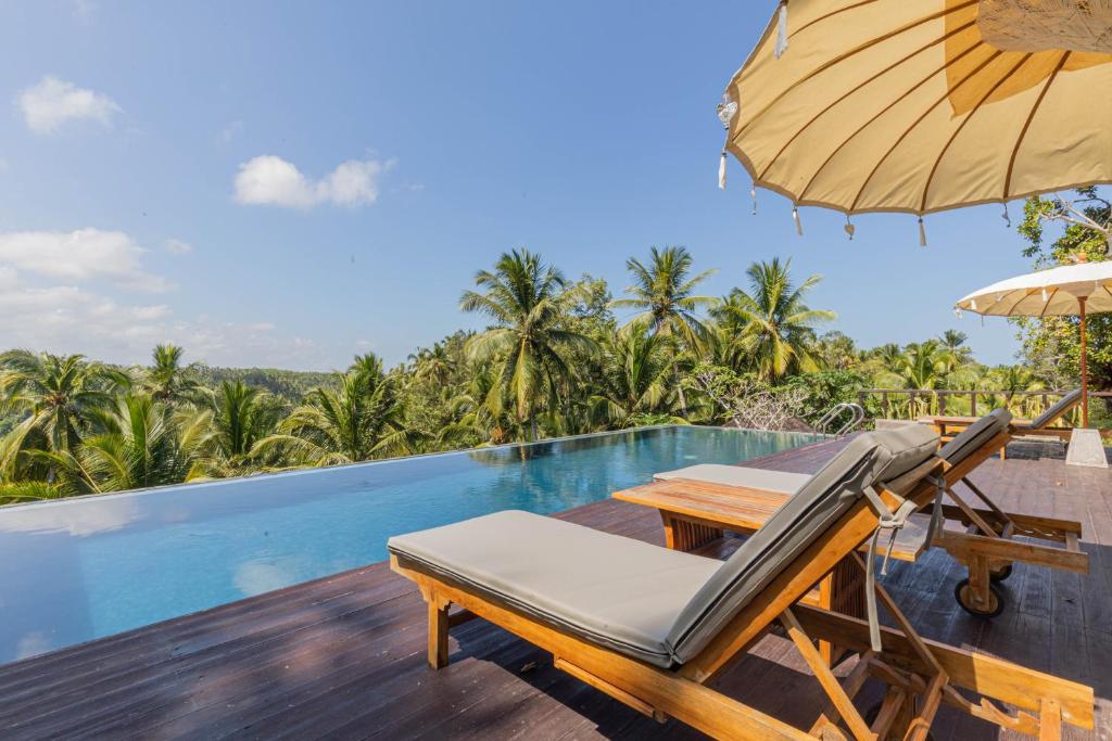 Amanuba Ersadeva Resort, Pulukan