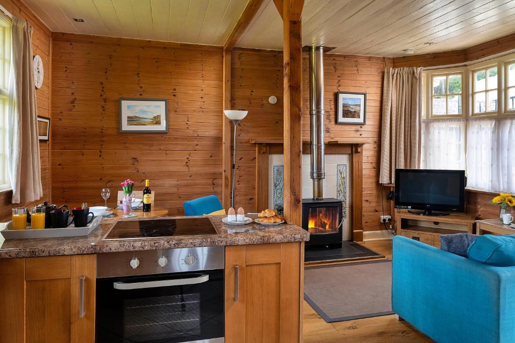 Toll Bridge Cottage, Penmaenpool photo 2