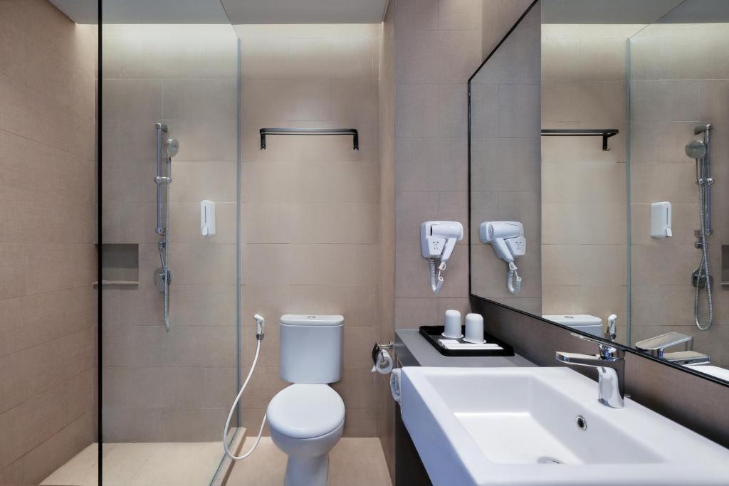 ibis Surabaya Tidar photo