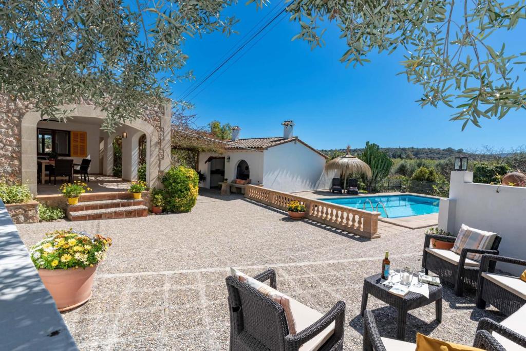 Els Gorgs by Sealand Villas - 4