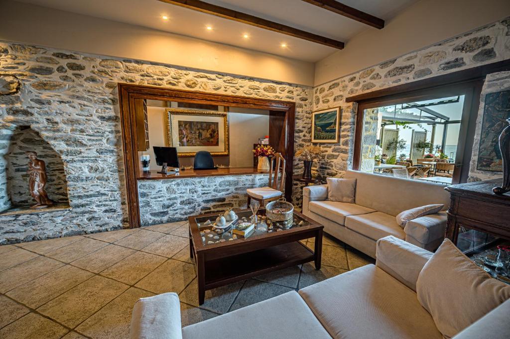 Kenta Beach Hotel フロント・ロビー