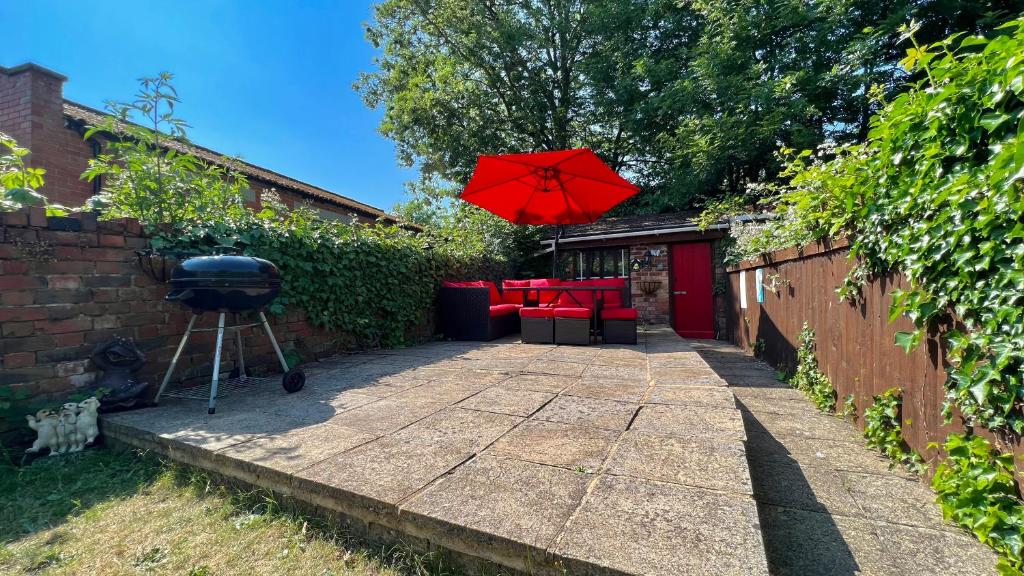 3 Bedroom Character Townhouse, Wellington photo 8