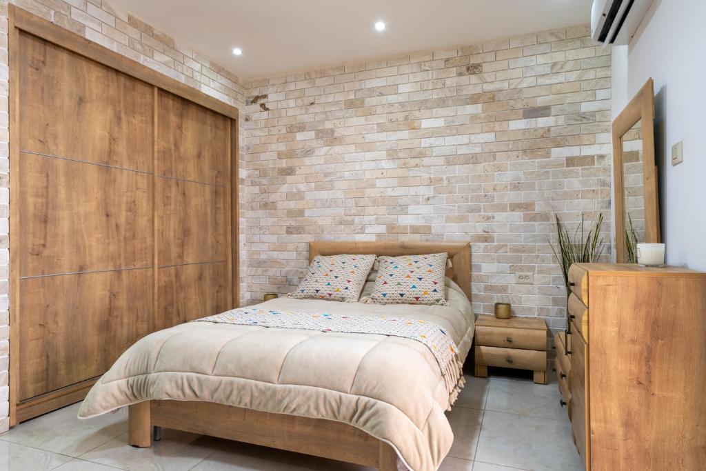 German Colony main street - Bahai Gardens center, Haifa