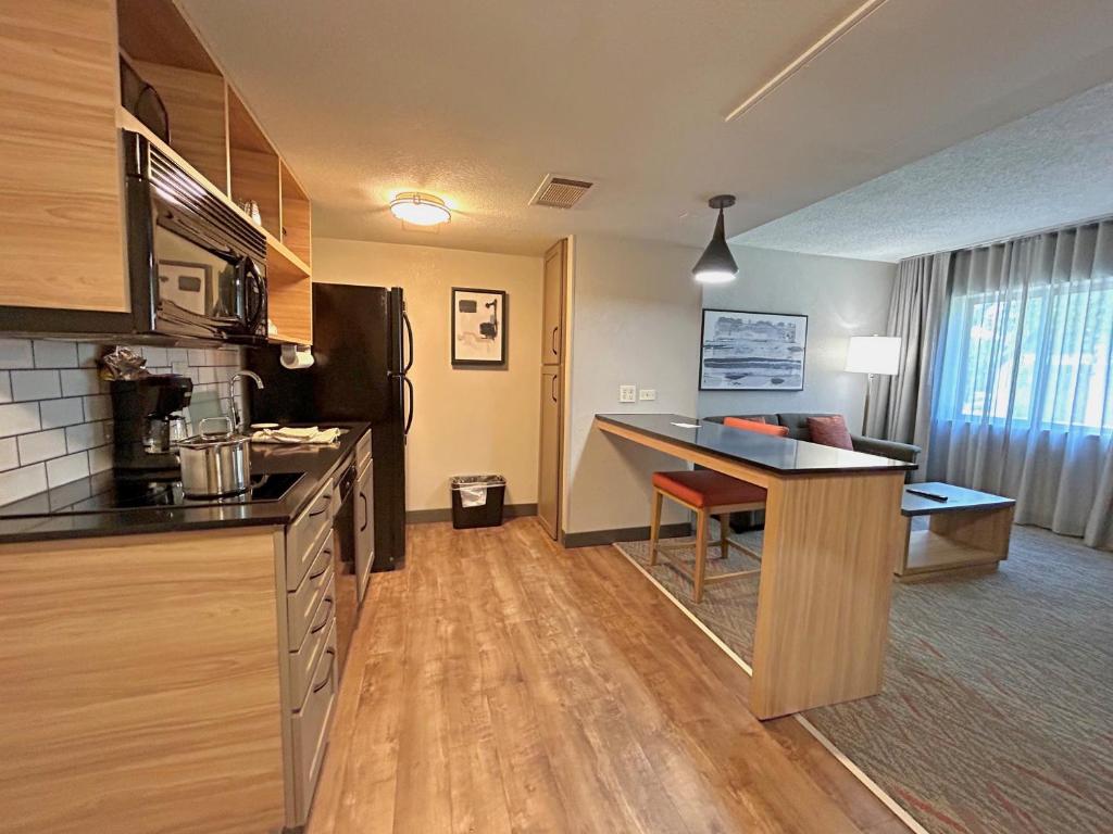 Candlewood Suites Indianapolis Downtown Medical District photo