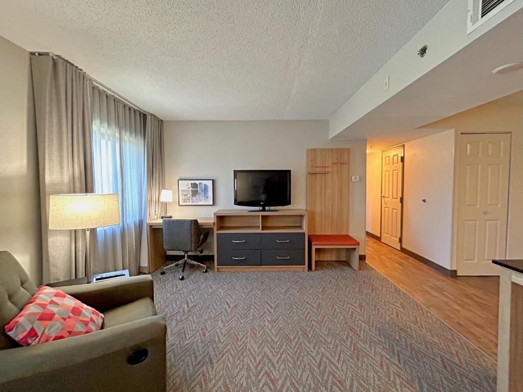 Candlewood Suites Indianapolis Downtown Medical District, Indianapolis