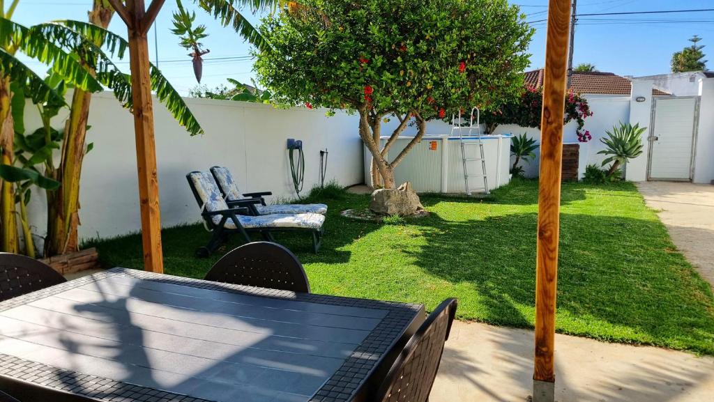 Apartamento privado con jardin, piscina elevada y bbq - 3