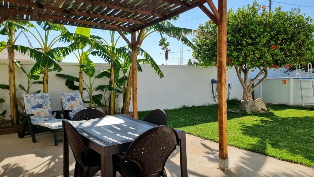 Apartamento privado con jardin, piscina elevada y bbq - 5
