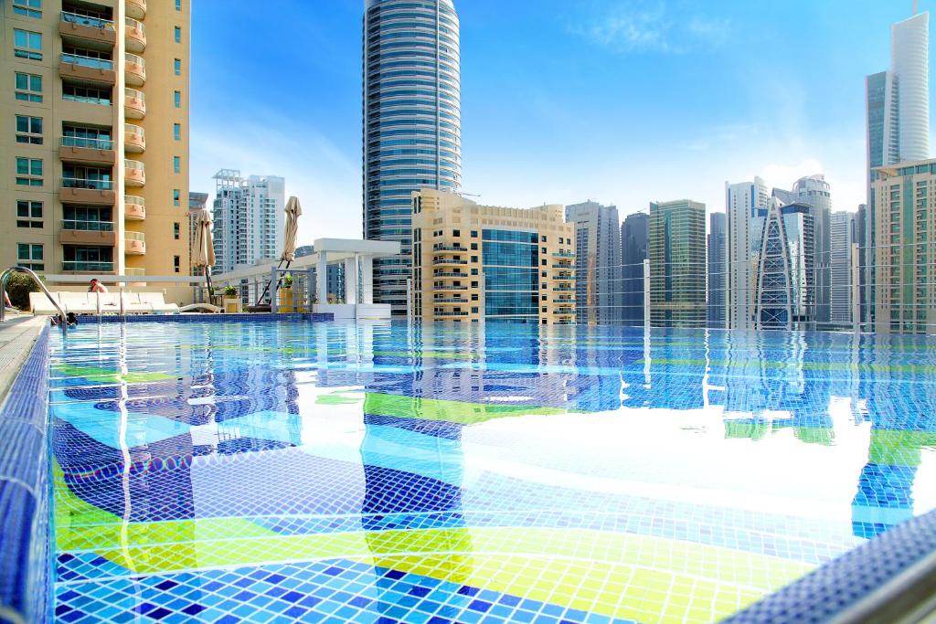 Marina Byblos Hotel — Swimming pool in Dubai