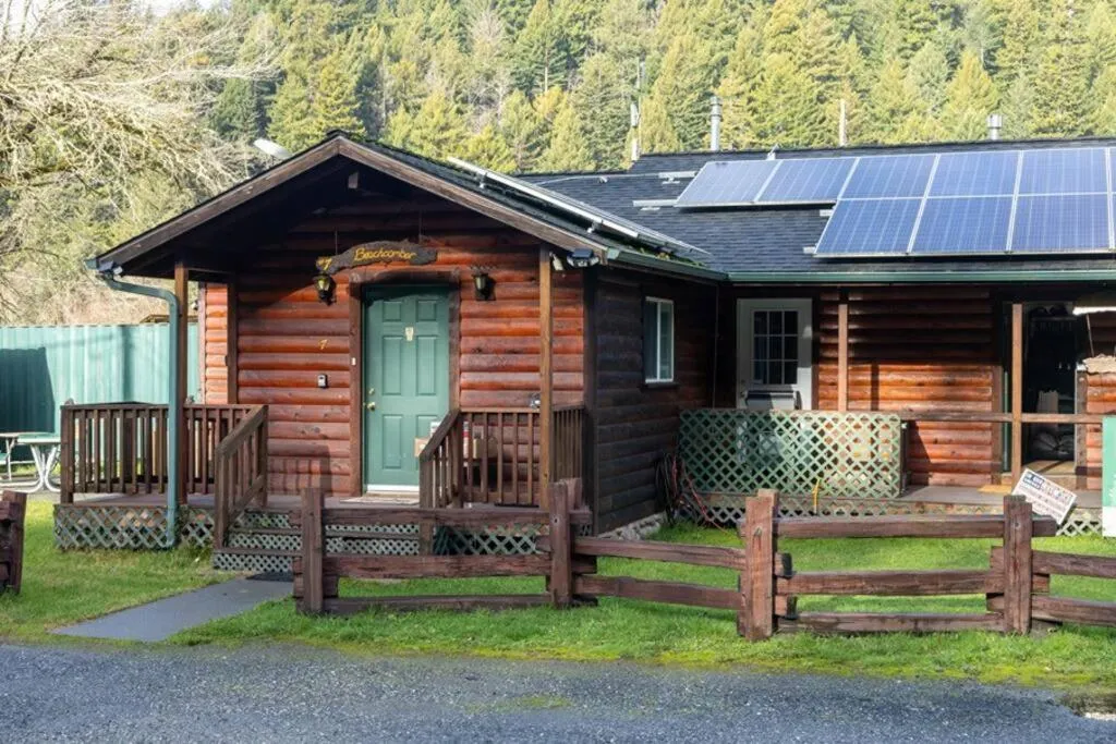 Elk Meadow Cabins 7 Beachcomber Studio，位于Orick的酒店