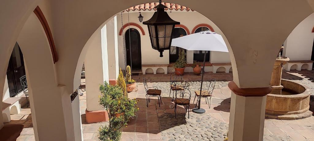 Hostal Colonial Potosi photo
