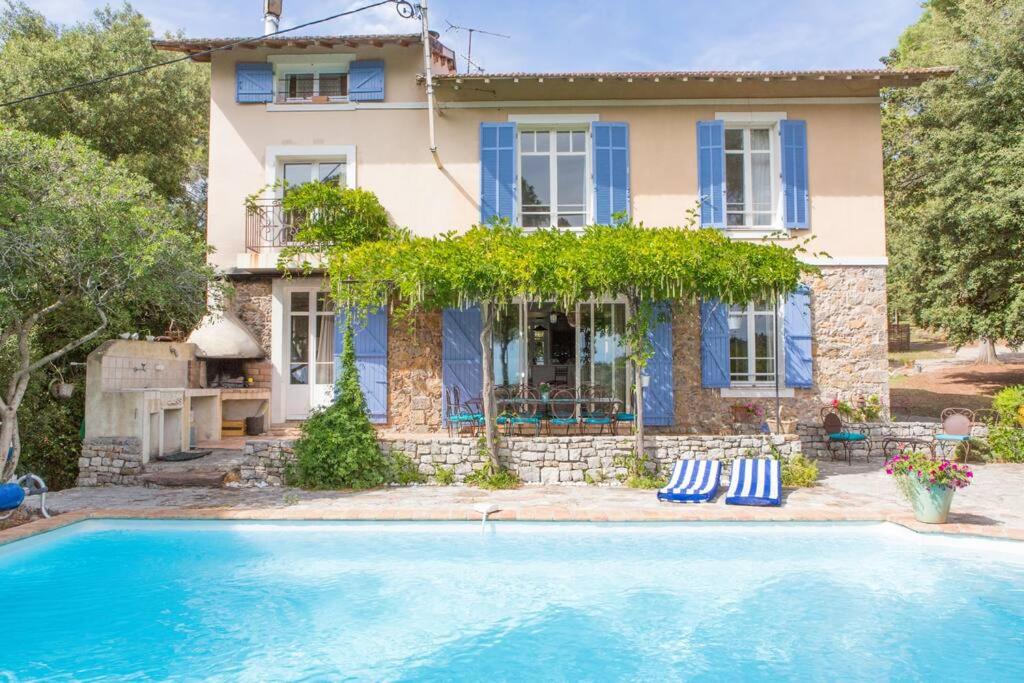 Villa Provençale avec 2 maisons d'amis ,piscine ,Jacuzzi ,vue mer - 3