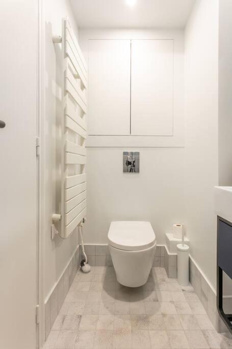 Luxury Living in Louvre - 4