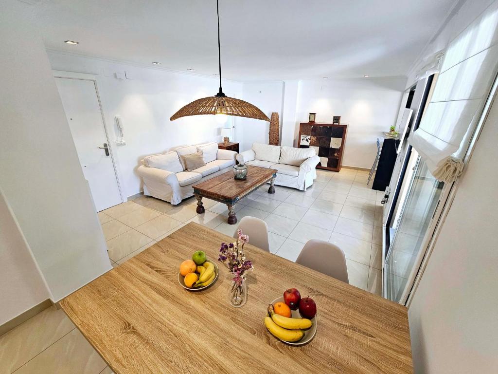 AMAZING ATTIC in City Center by SunCastle Apartamentos - 2