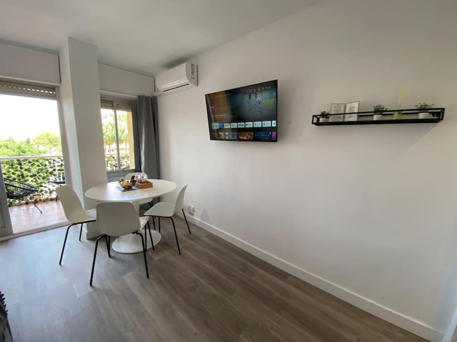 Apt moderno con vistas, recep 24 hs, consultar piscinas - 5