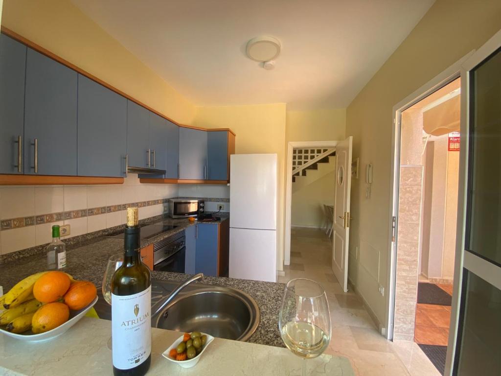 Luxurious Duplex Holiday House with Private Jacuzzi in Puerto Rico - 4