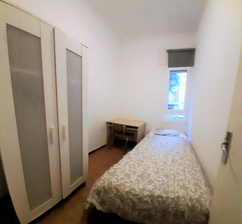 Room in Guest room - Private room with sunny terrace of 200m2 4